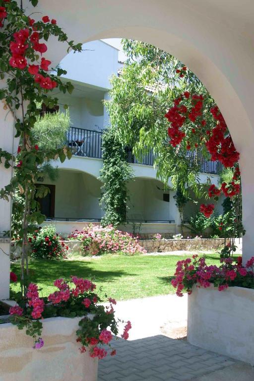 Hotel Gabbiano Beach Vieste Phòng bức ảnh